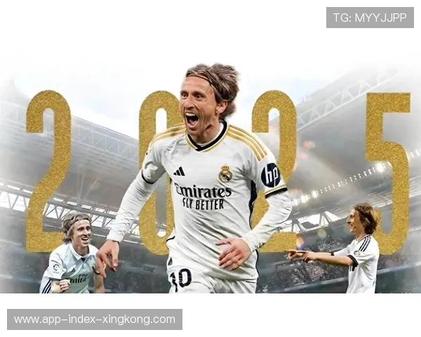 皇马客战前夕全队高强度合练,莫德里奇分球仍是艺术品 皇马客战前夕全队高强度合练,莫德里奇分球仍是艺术品